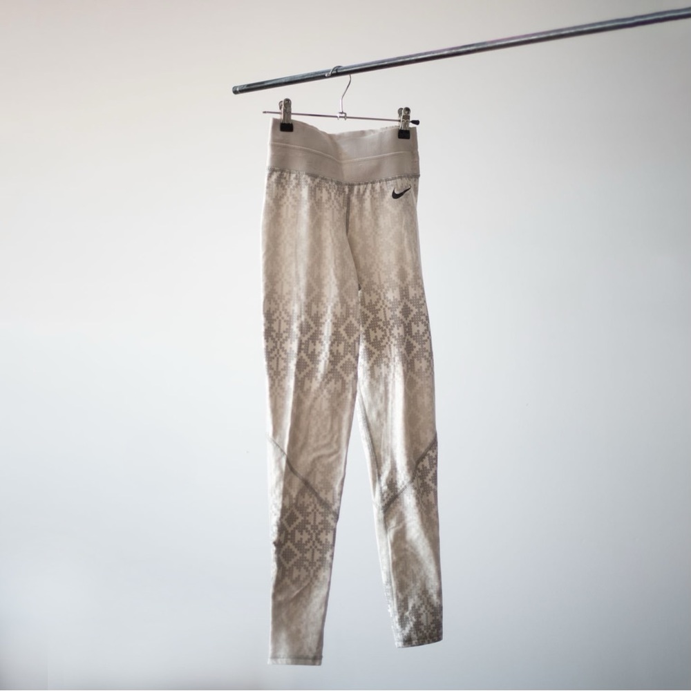 Nike leggings